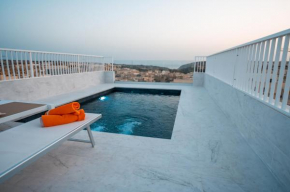 Anici Crt Penthouse 4 - with private rooftop pool, Mdina